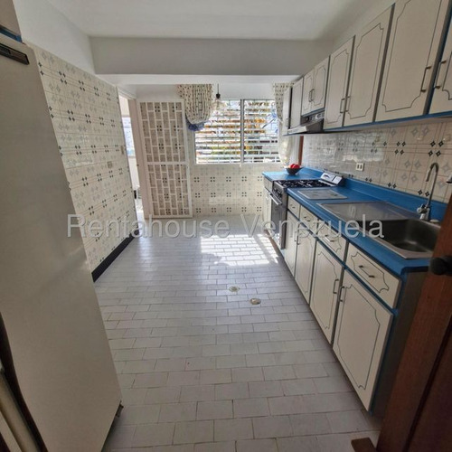 Se Vende Apartamento En Los Caobos 25-17605 Rl