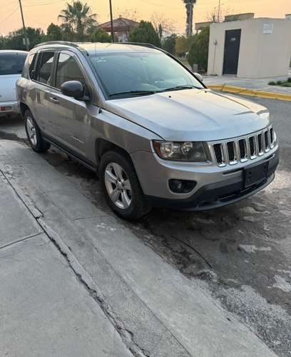 Jeep Compass 2.4 Latitude 4x2 Mt