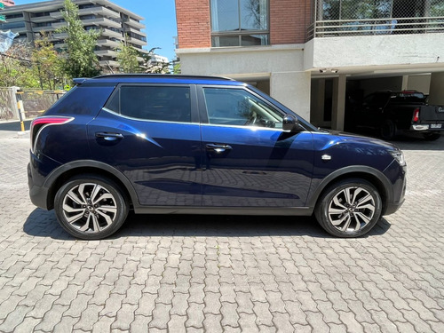 SsangYong Tivoli 1.6 4x2 MT Full