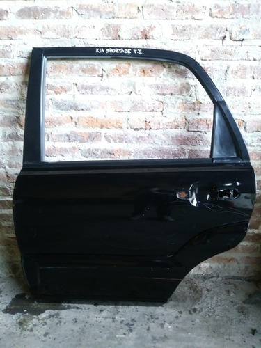 Puerta Kia Sportage 04/09 Tras. Izq. Original Negra