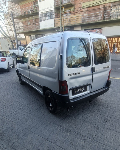 Imagen 8 de 19 de Peugeot Partner 2008 1.9 Furgon Confort Plc Abcp