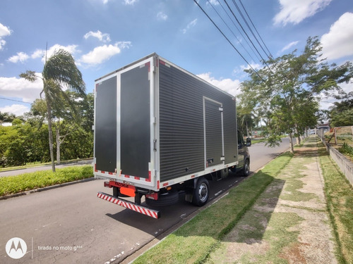 Imagem 8 de 11 de Iveco Daily 35s14 2014 Baú