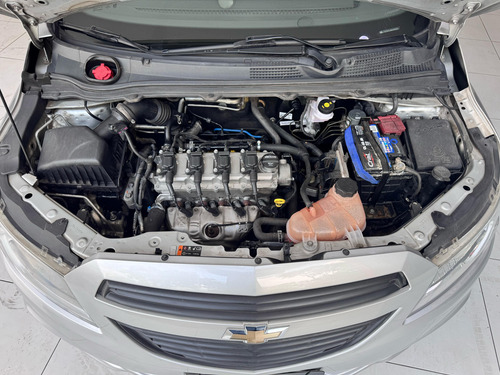 Chevrolet Onix 1.0 Joy 5p