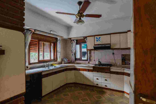 Casa En Venta Cinco Dormitorios Con Terreno 1680m2