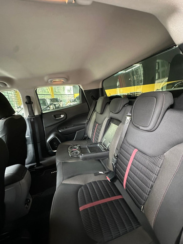 Fiat Toro 2.4 16v Freedom Flex 4x2 Aut. 4p