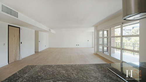 Imagen 15 de 30 de Espectacular Piso De 5 Ambientes Con Balcones Aterrazados!