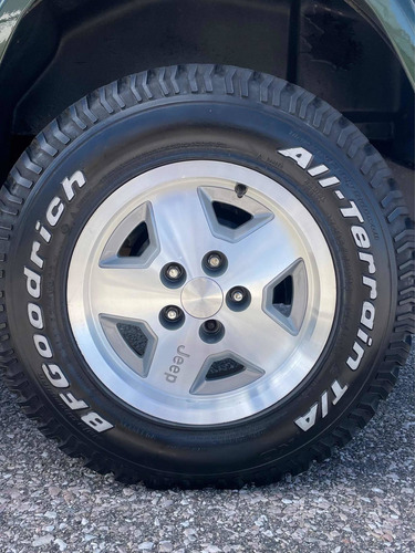 Imagen 8 de 25 de Jeep Wrangler Sahara