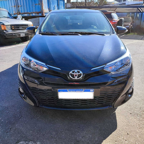 Imagen 2 de 11 de Toyota Yaris 2021 1.5 107cv Xls 5 P
