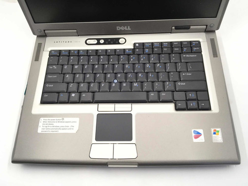 Laptop Dell Latitude D810 15.4 Wifi 1gb Ram Ati Radeon (Usado)