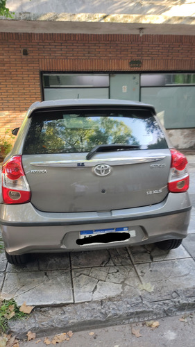 Toyota Etios 1.5 XLS 6MT