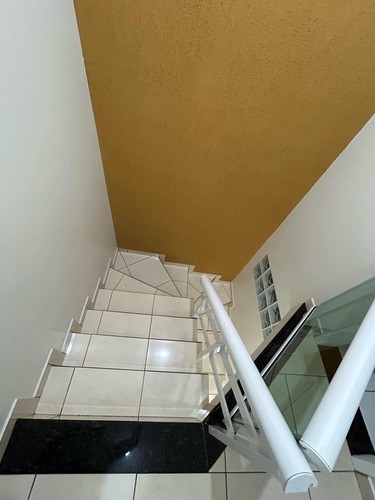 2 Casas Pelo Preço De 1 - B.camboriú/sc - De 2,8m Por 2,3m