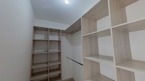 Imagen 7 de 18 de Calasanz / Apartamento En Venta 79mt2