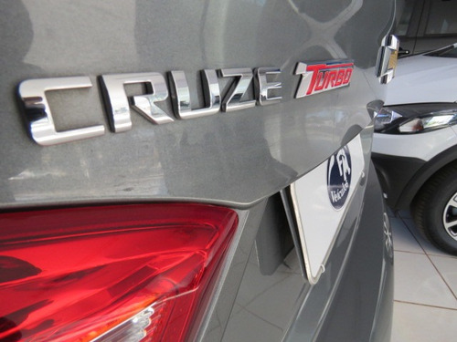 Cruze Lt