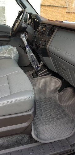 Imagen 5 de 7 de Ford F350
