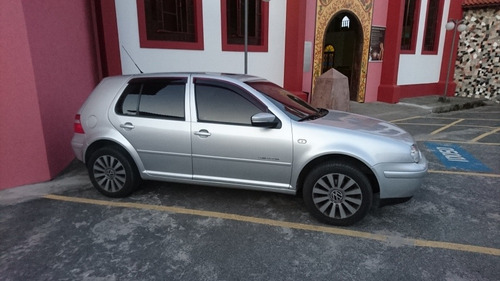 Imagem 1 de 9 de Volkswagen Golf 2004 2.0 5p Manual
