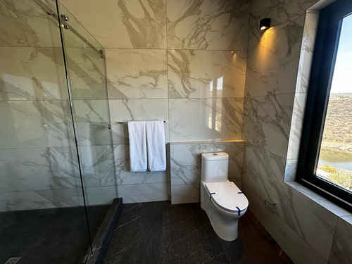 Residencia Con Cochera Cubierta Vista Al Lago 3 Recámaras
