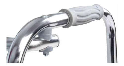 Imagem 5 de 7 de Andador Idoso Adulto 130kg Aluminio Dobravel Regulavel Artic
