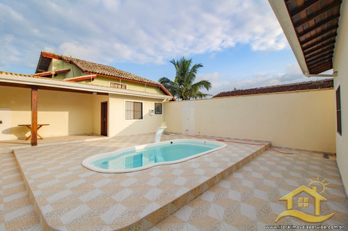 Casa No Bairro Em Peruíbe - Lcc-3809