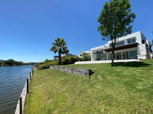 Imagen 24 de 26 de Venta Casa Al Lago En Los Alisos, Nordelta, Tigre, G.b.a. Zona Norte