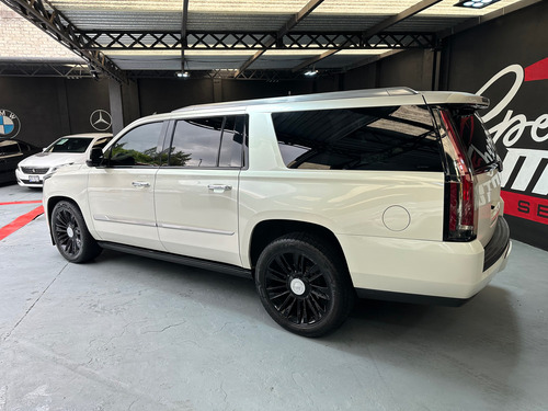 Cadillac Escalade ESV 6.2 Premium V8 8 Pas At
