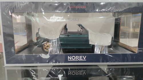 Norev Escala 1:18 Volkswagen Golf Cabrio 1990 Color Verde