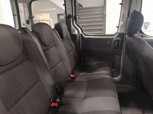 Peugeot Partner Furgon Confort Hdi 5 Asientos 0km