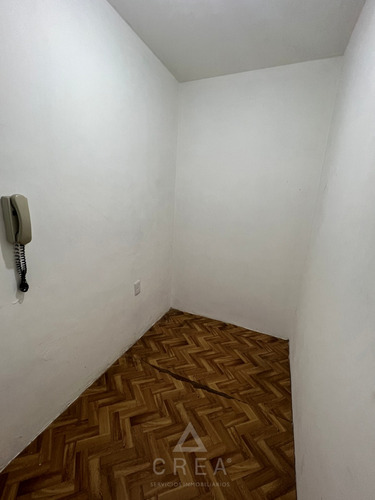 * Reservado * Venta Monoambiente Céntrico Con Renta, Bien Alquilado Mas De Un 5% En Dolares Anual