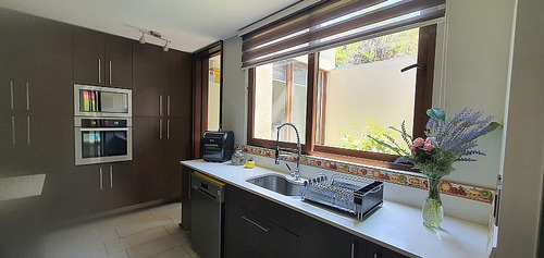 Estupenda Casa Mediterranea En Condominio