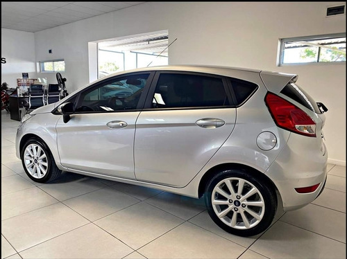Amaya Nuevo Ford Fiesta Se M/t Extra Full Pantalla Año 2018