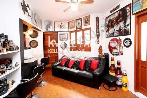 Casa De Los Cisnes En Venta En Aquiles Serdán A Una Cuadra De La Playa.