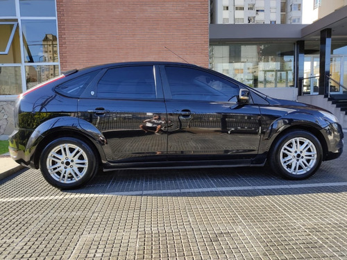 Ford Focus Ii Ghia 2.0