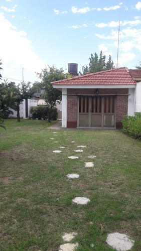 Casa Con Monoambiente