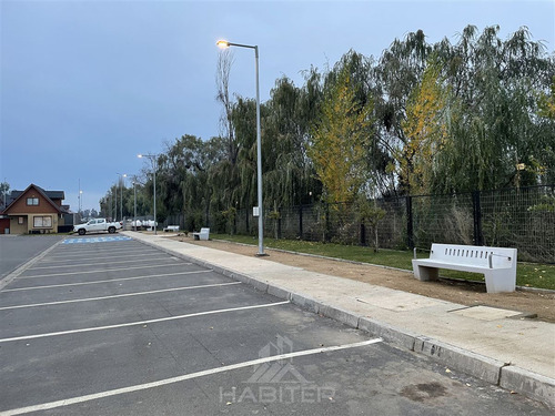 Casa En Venta De 3 Dorm. En Talca