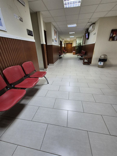 Consulta En Centro Médico Puerto Mayor Los Angeles