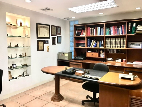 Imagen 9 de 29 de Vendo Edificio 901m2 Prados Del Este 8216