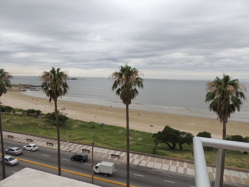 Venta Apartamento 3 Dormitorios En Rambla De Malvin Con Renta