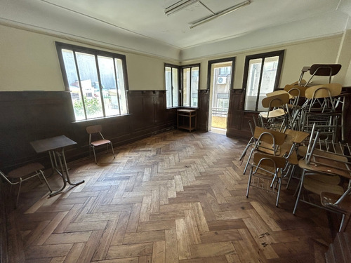 Estupenda Oficina Ubicada En Pleno Barrio Cívico Santiago