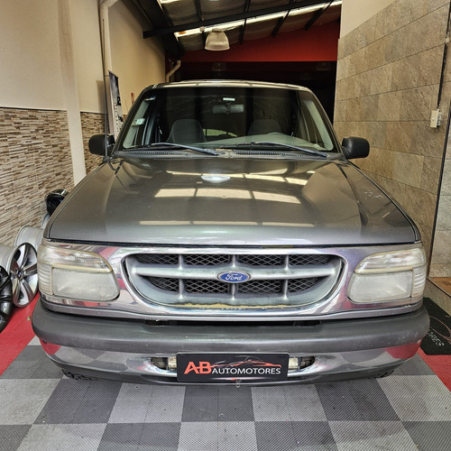 Ford Explorer 4.0 Xlt 4x2