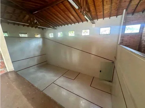 Apartamento Sector Loma De Los Bernal Parte Baja