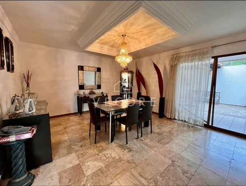 Imagen 7 de 30 de Casa En Venta, Av. Naciones Unidas, Zapopan