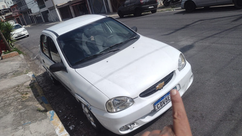Chevrolet Corsa Sedan 1.6 Classic 4p