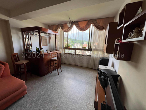 Apartamento En Los Rosales #25-380
