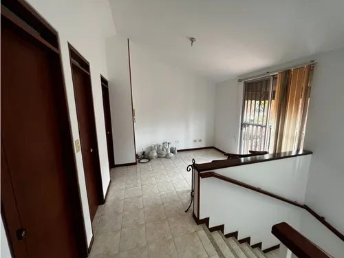 Venta Casa De 237mts2 Condominio El Castillo, Jamundí 9498.