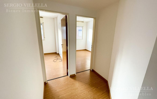 Imagen 10 de 18 de Corrientes 300 - Departamento De Dos Dormitorios Con Cochera En Venta En Rosario