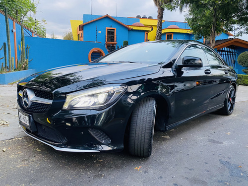 Mercedes-Benz Clase CLA 1.6 200 Cgi Sport At