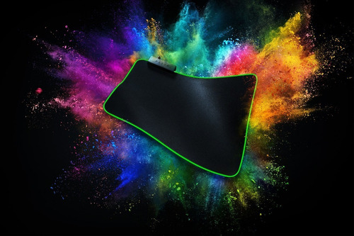 Imagen 4 de 8 de Mouse Pad gamer Razer Chroma Goliathus de caucho y tela standard 255mm x 355mm x 3mm black