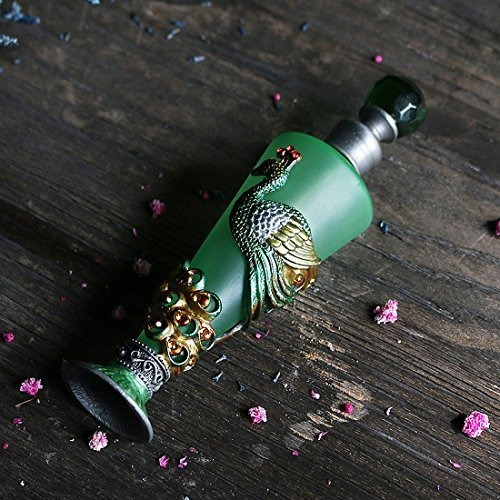 Imagen 4 de 9 de Botellas Yufeng, Estatuilla De Pavo Real De Peltre, Botella