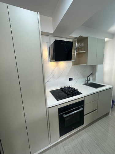 Apartamento En Prebo, Resid. Agua Viva 2. Tipo Estudio. Lm.p