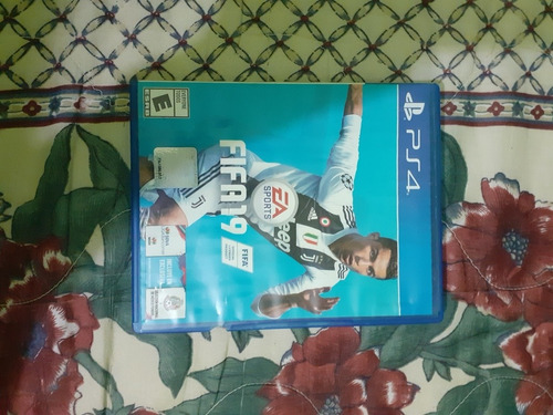 Uncharted The Nathan Drake Collection,fifa 19 ,the Division (Usado)