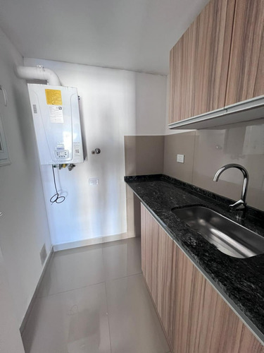 En Venta! Departamento 2 Dormitorios En Edif. Juan Xxiii Rio Cuarto